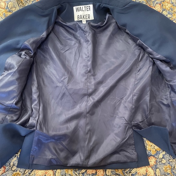 Walter Baker Navy Blue Blazer with Gold Buttons. Size XL. Worn Once. Like New. - Picture 7 of 10